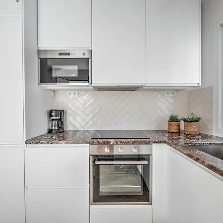 Fantastic Penthouse With Roof Terrace In The Heart Of Apartment