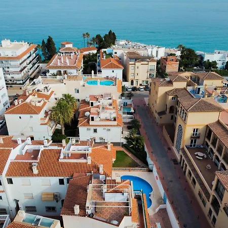 Fantastic Penthouse With Roof Terrace In The Heart Of Apartment Nerja